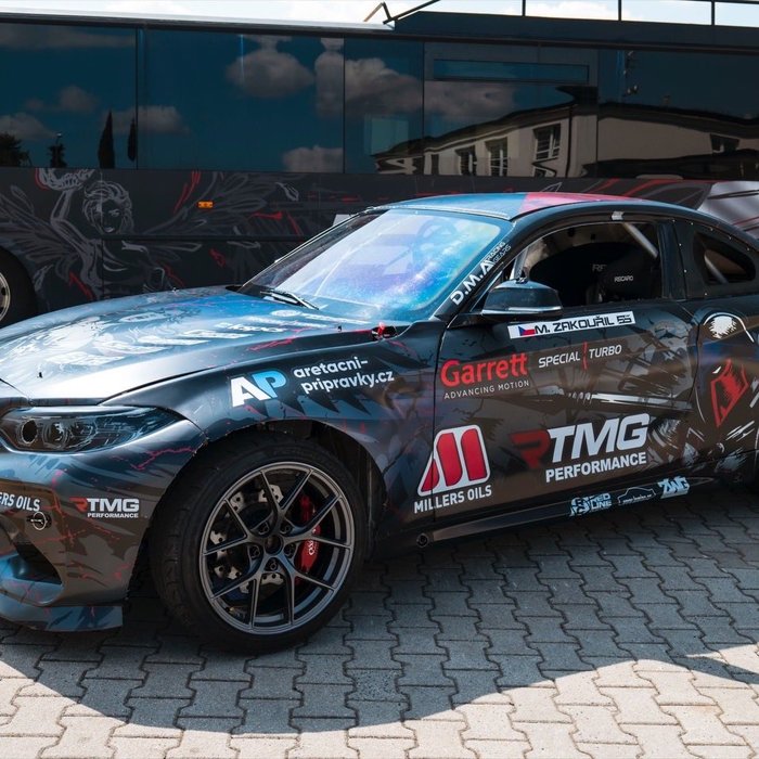 Driftové BMW M2 s turbodúchadlom Garrett